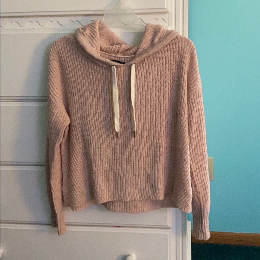 American Eagle slightly cropped sweater hoodie